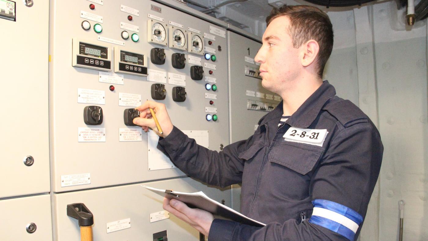 За пеленой таинственности